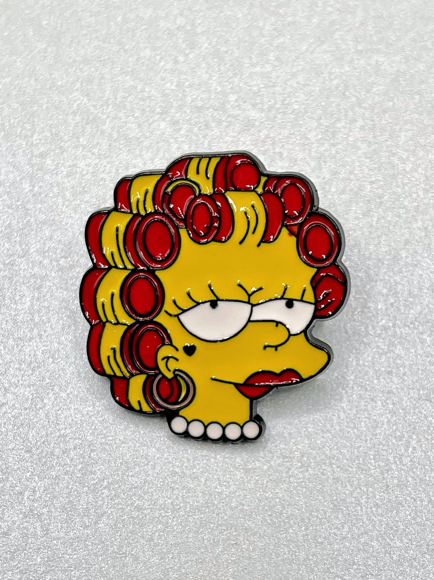 Lisa con rulos