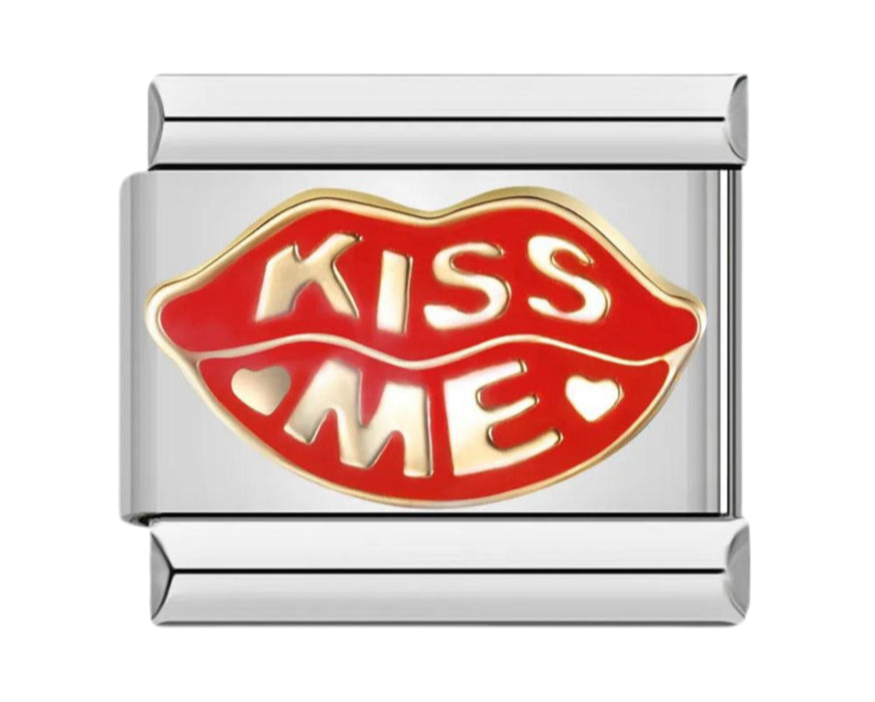 Charm Kiss Me