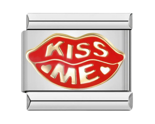 Charm Kiss Me